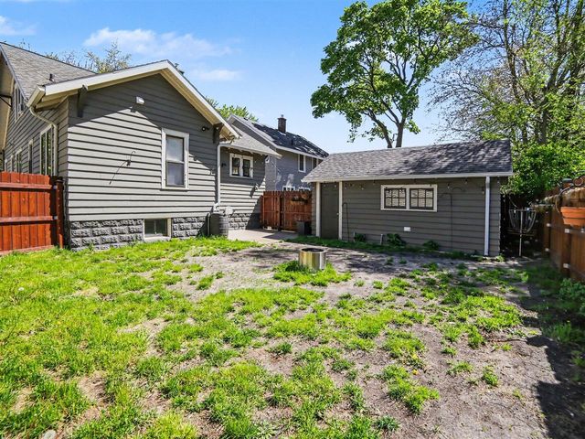 921 Ireland Avenue, Muskegon, MI 49441