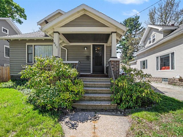921 Ireland Avenue, Muskegon, MI 49441