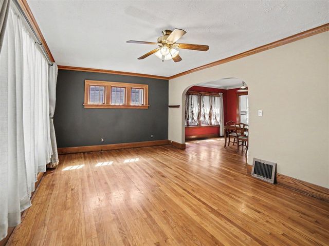 921 Ireland Avenue, Muskegon, MI 49441