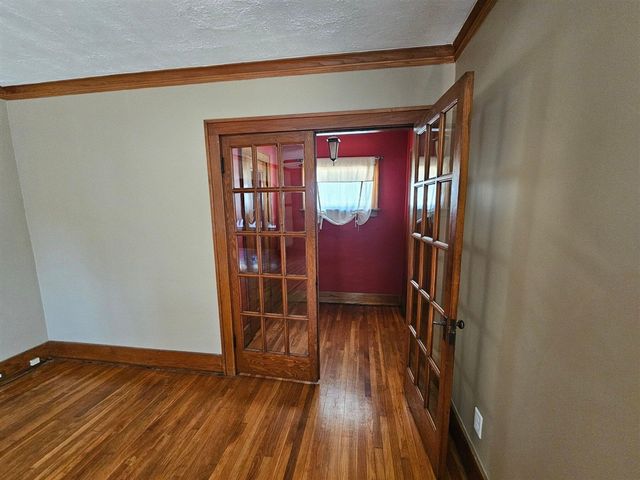 921 Ireland Avenue, Muskegon, MI 49441