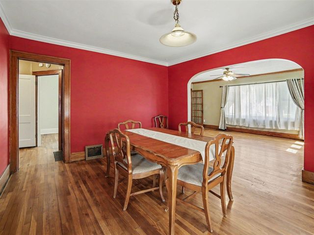 921 Ireland Avenue, Muskegon, MI 49441