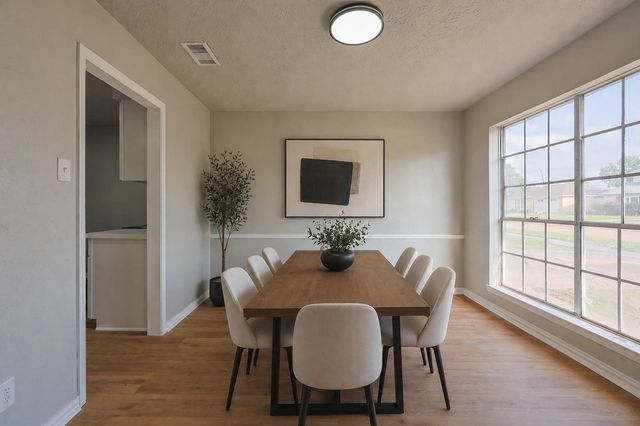 6208 Silver Leaf Drive, League City, TX 77573