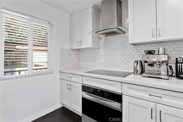 1935 Alpha Road 314, Glendale, CA 91208