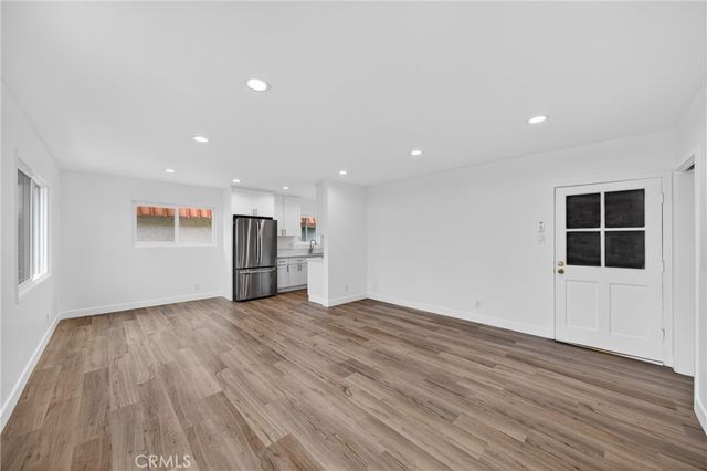 144 11th C, Seal Beach, CA 90740