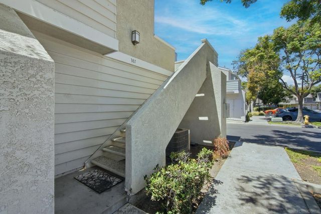 387 Deerfield 77, Irvine, CA 92606