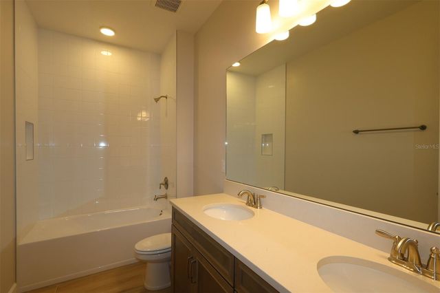 3326 WOLF LAKE AVENUE, Apopka, FL 32712