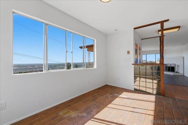 2017 Grand, Spring Valley, CA 91977