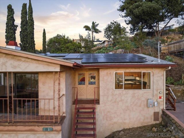 2017 Grand, Spring Valley, CA 91977