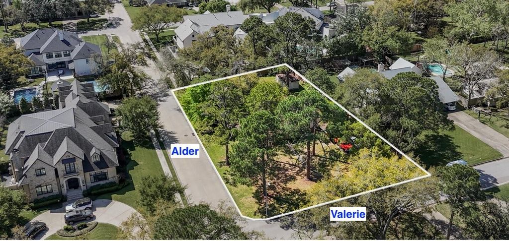 5401 Valerie Street, Bellaire, TX 77401