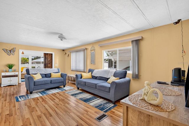 2107 PALMA SOLA BOULEVARD 17, Bradenton, FL 34209