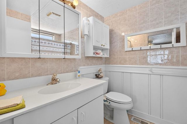 2107 PALMA SOLA BOULEVARD 17, Bradenton, FL 34209