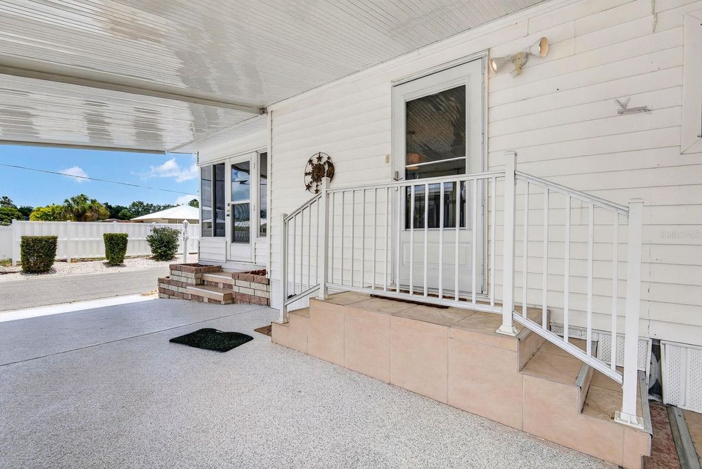 2107 PALMA SOLA BOULEVARD 17, BRADENTON, FL 34209 — photo 2
