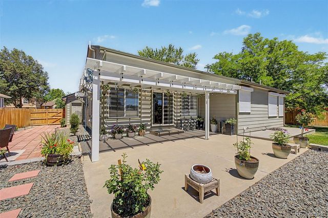 18390 E Baltic Place, Aurora, CO 80013