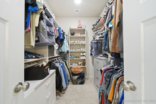 215 W 52nd Street, Sand Springs, OK 74063