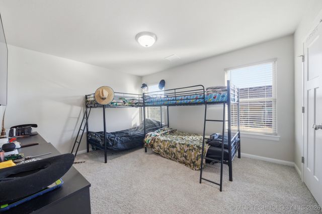 215 W 52nd Street, Sand Springs, OK 74063