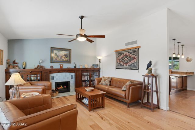 4821 N Calle Llanura, Tucson, AZ 85745