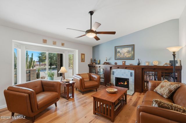 4821 N Calle Llanura, Tucson, AZ 85745