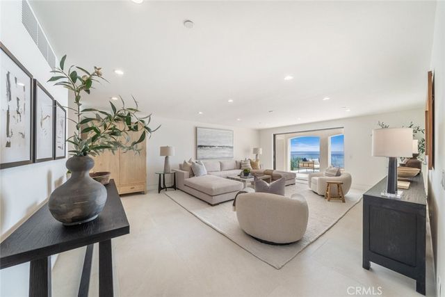 32101 S Coast Hwy, Laguna Beach, CA 92651
