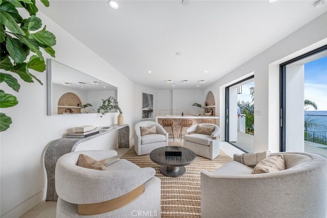 32101 S Coast Hwy, Laguna Beach, CA 92651