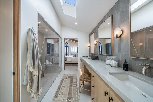 32101 S Coast Hwy, Laguna Beach, CA 92651