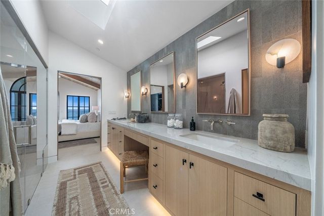 32101 S Coast Hwy, Laguna Beach, CA 92651