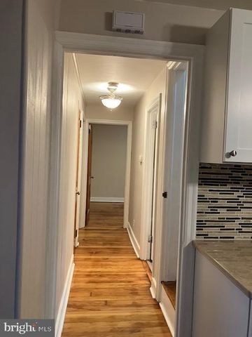 105 E 2ND AVE, Parkesburg, PA 19365