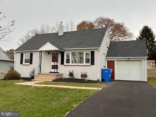 105 E 2ND AVE, Parkesburg, PA 19365
