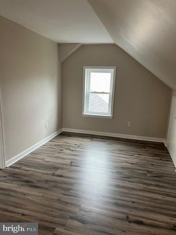 105 E 2ND AVE, Parkesburg, PA 19365