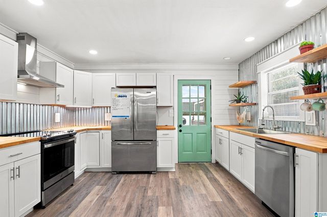 2616 RIDGEWOOD ROAD, Fultondale, AL 35068