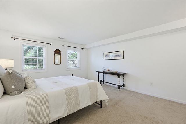 16 Valiant Way 16, Salem, MA 01970