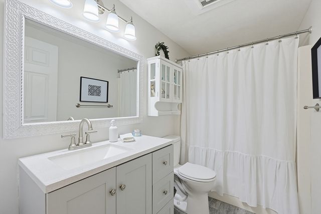 16 Valiant Way 16, Salem, MA 01970