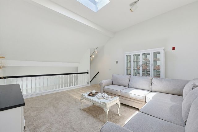 16 Valiant Way 16, Salem, MA 01970