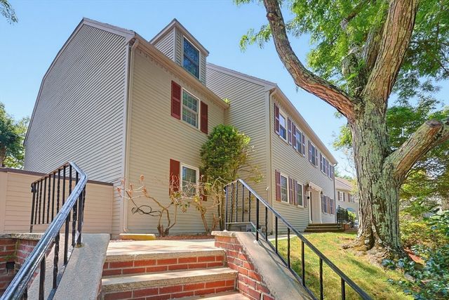 16 Valiant Way 16, Salem, MA 01970