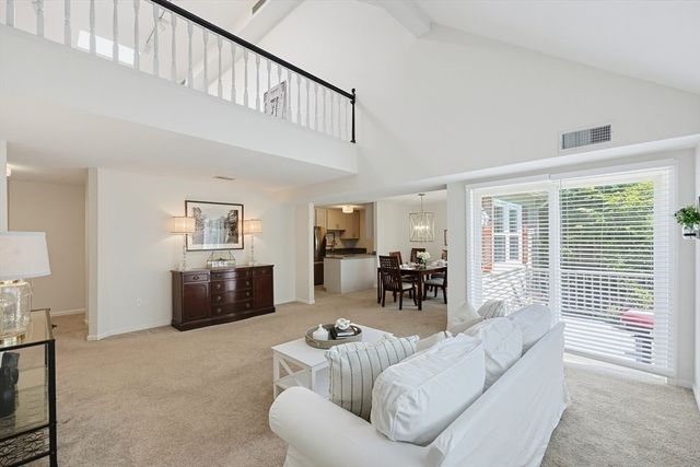 16 Valiant Way 16, Salem, MA 01970