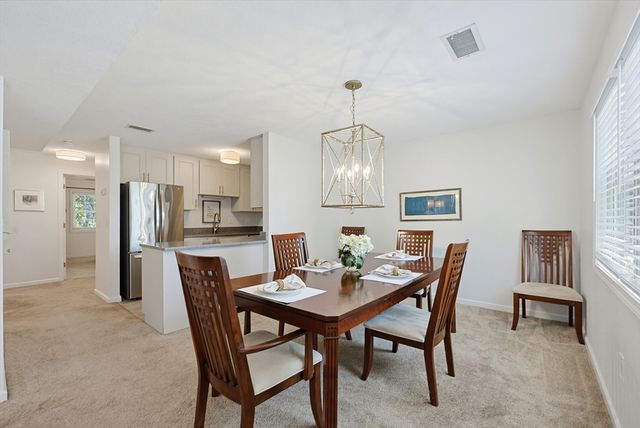 16 Valiant Way 16, Salem, MA 01970
