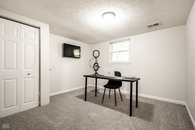 8815 Deer Run Drive, Indianapolis, IN 46256