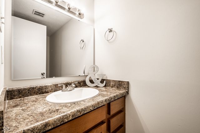 8815 Deer Run Drive, Indianapolis, IN 46256