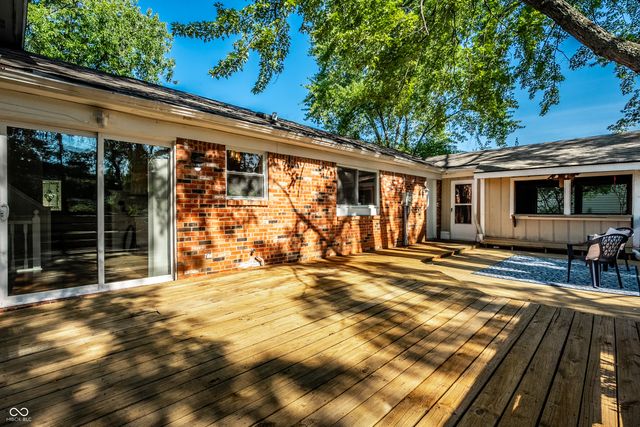 8815 Deer Run Drive, Indianapolis, IN 46256