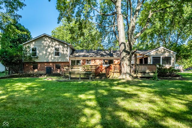 8815 Deer Run Drive, Indianapolis, IN 46256