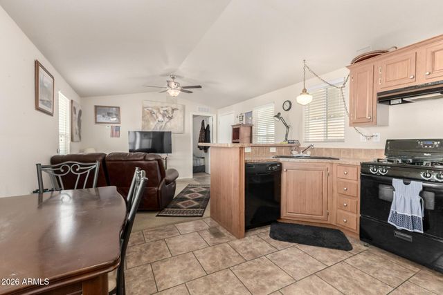 7807 E MAIN Street E38, Mesa, AZ 85207