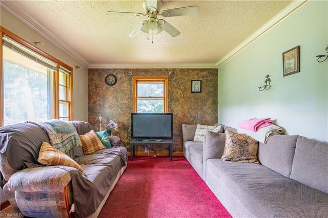 3987 Webbs Mill Road N, Floyd, VA 24149