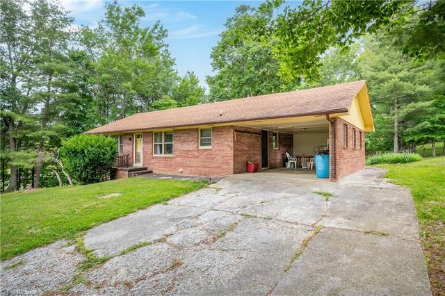 3987 Webbs Mill Road N, Floyd, VA 24149