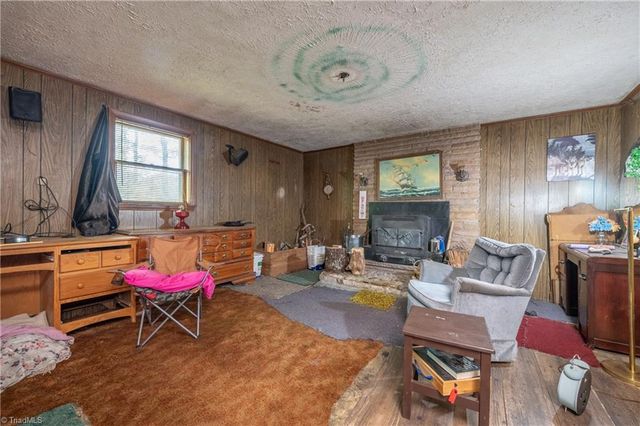 3987 Webbs Mill Road N, Floyd, VA 24149