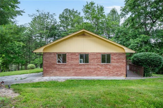 3987 Webbs Mill Road N, Floyd, VA 24149