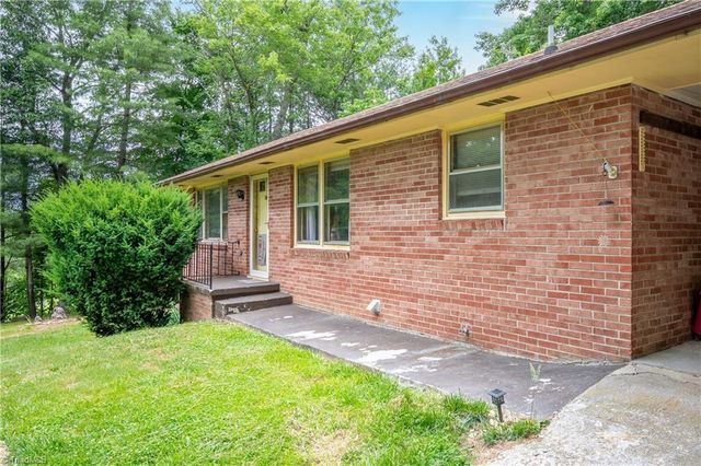 3987 Webbs Mill Road N, Floyd, VA 24149