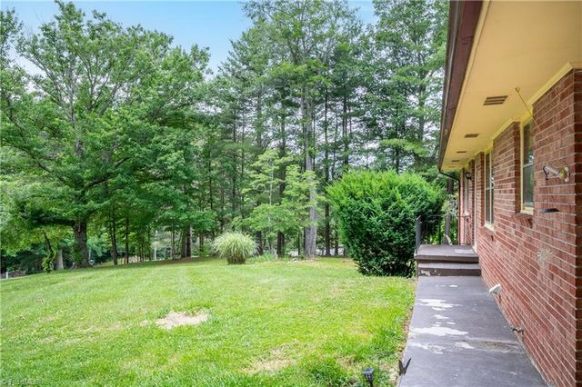 3987 Webbs Mill Road N, Floyd, VA 24149