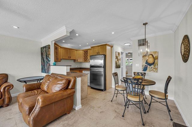 4836 NE 23rd Avenue 27, Fort Lauderdale, FL 33308