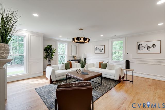 403 Berwickshire Dr, Henrico, VA 23229