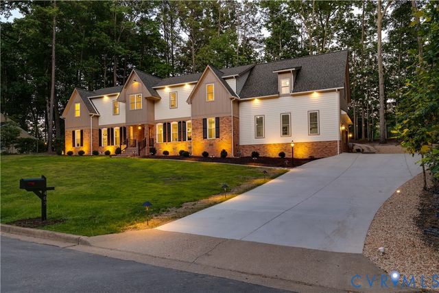 403 Berwickshire Dr, Henrico, VA 23229