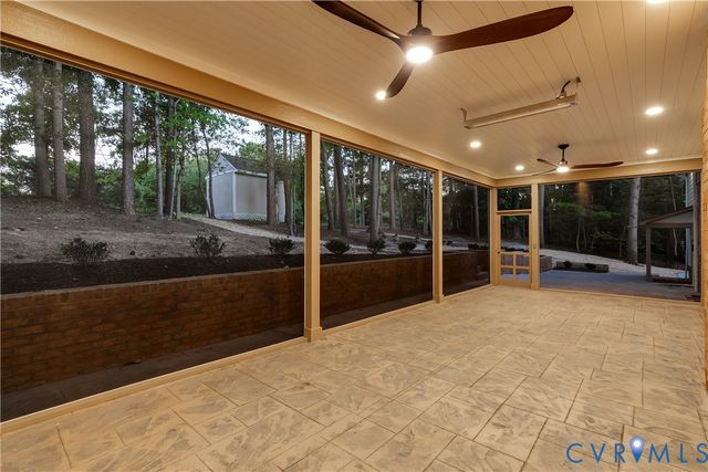 403 Berwickshire Dr, Henrico, VA 23229